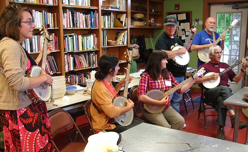 The banjo class came to serenade our class in exchange for tasty treats. 