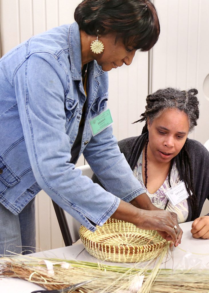 03_26_17_Hammond_Sarsh_BT_Charleston-Sweetgrass-Baskets_1737_ret