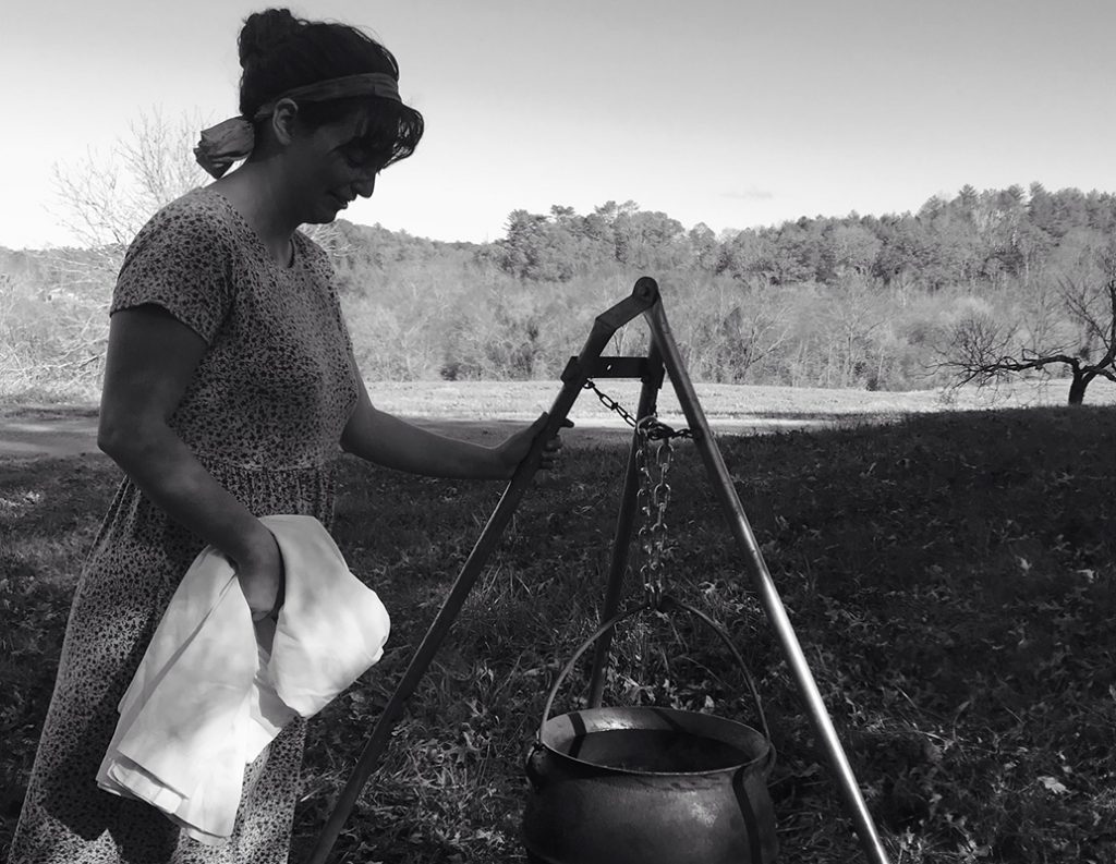 Lesley Darling recreating the Doris Ulmann photograph