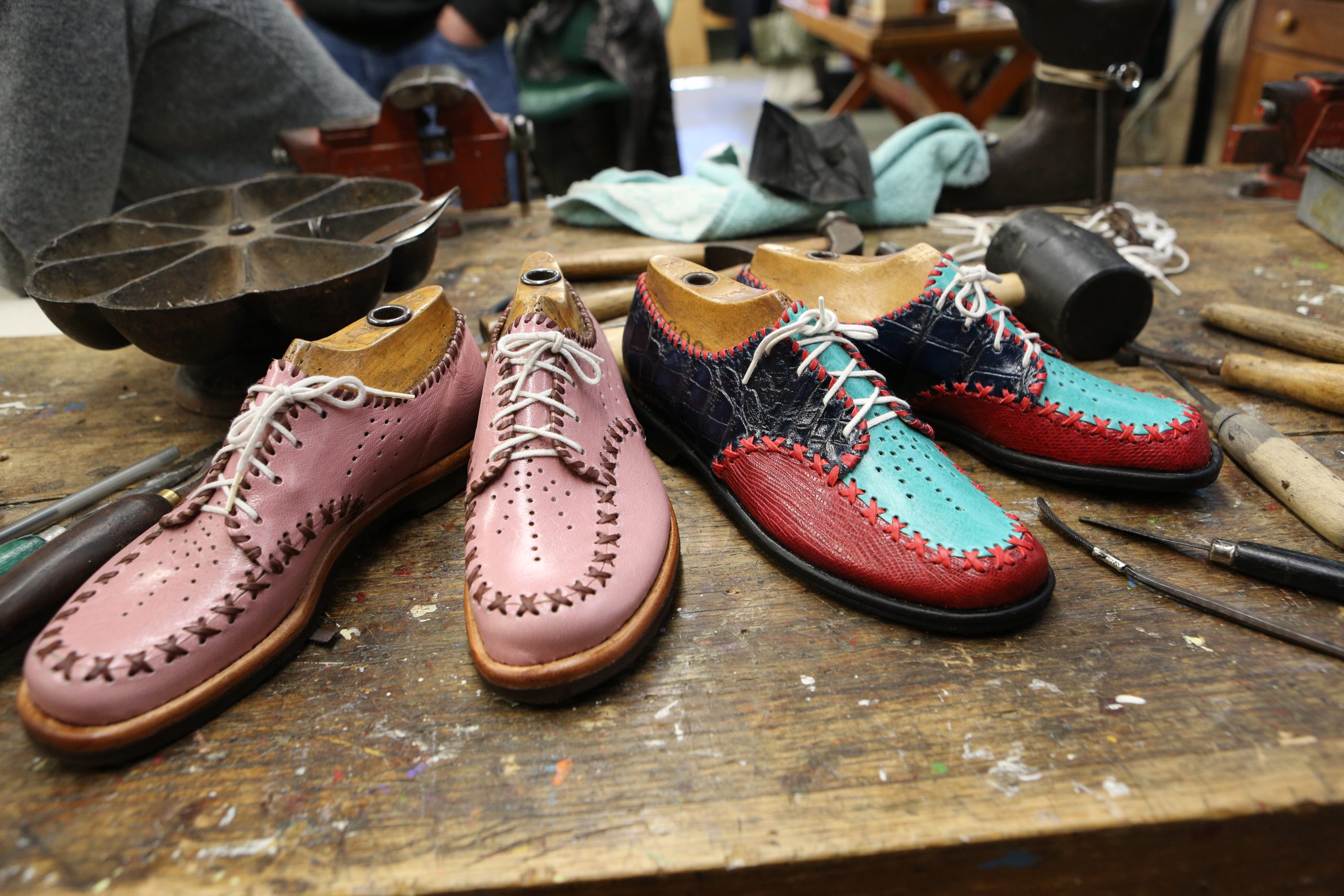 Two pairs of vibrant leather shoes Two pairs of vibrant leather shoes