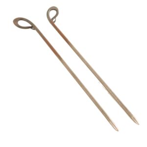 Knitting Needle Pair with Swirl Detail - Image 2
