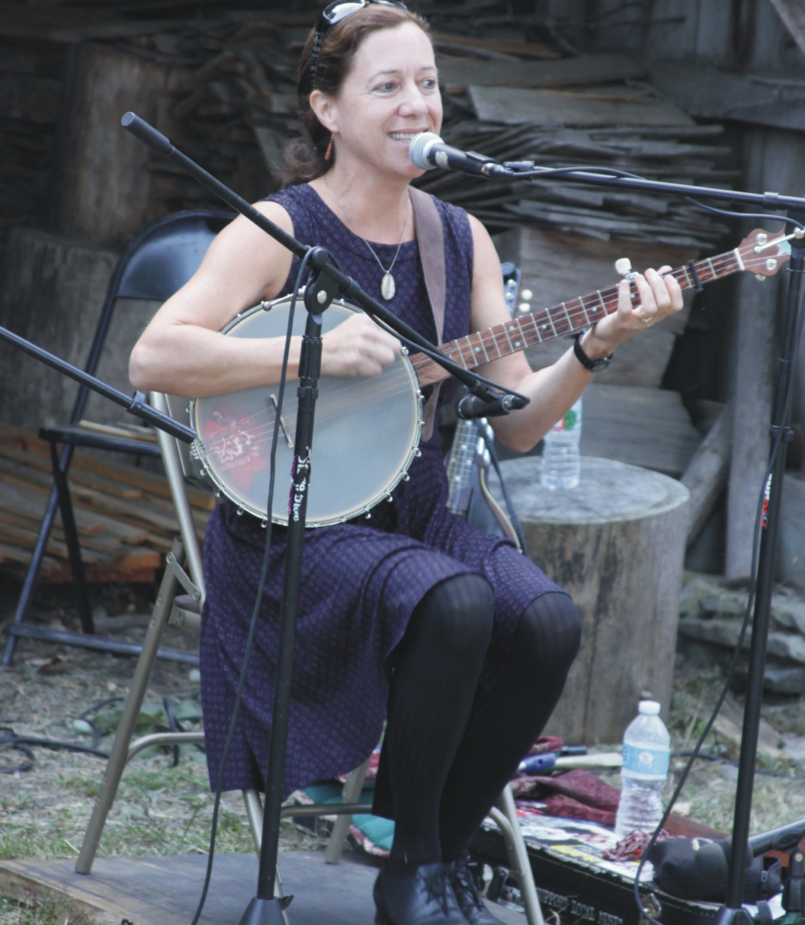 Aubrey Atwater: Song By Song Songbook – Online Concert Thing