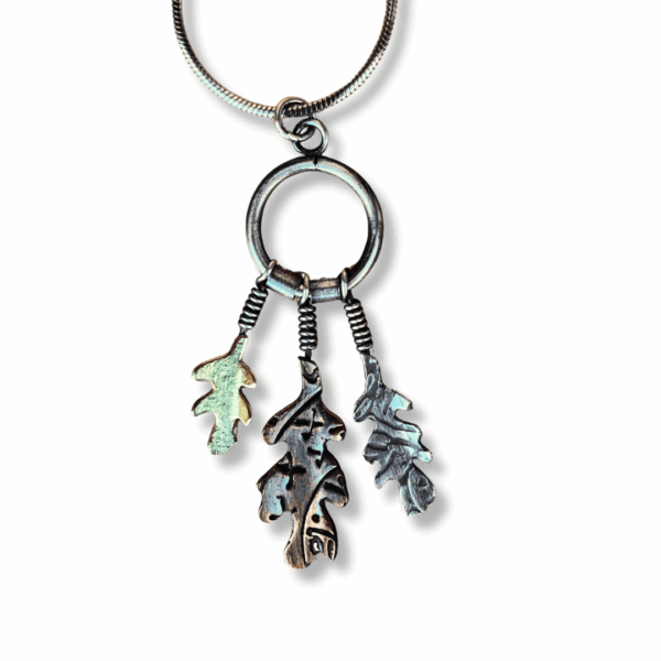 Circle Leaf Necklace