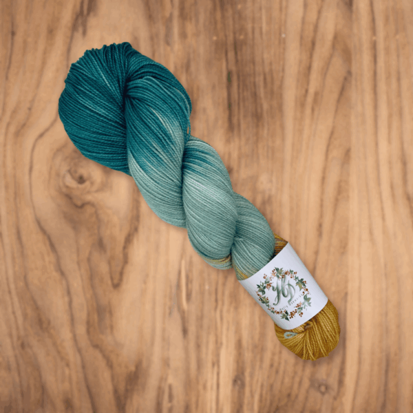 Holly Dye Works - Fir Full Skein