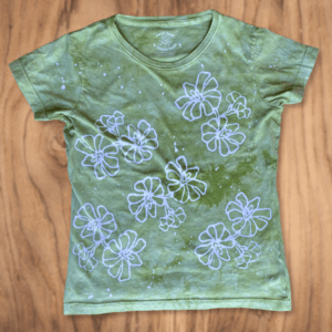Women's Short-Sleeved Batik Shirt - Image 5