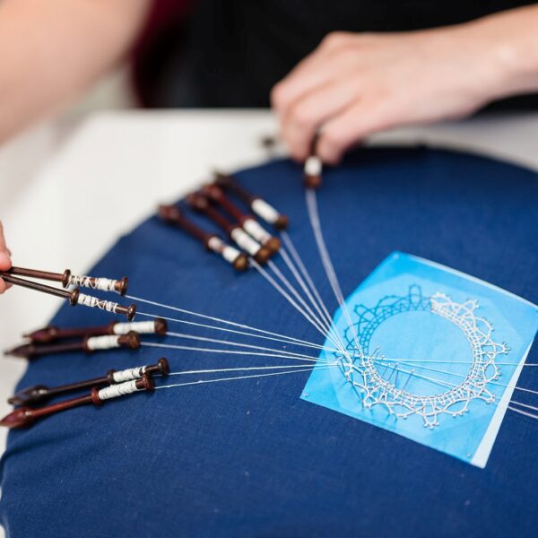 Robin Lewis-Wild Scholarship Lacemaking workshop at the Folk School